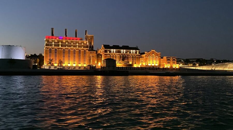 Lisbon: Luxury Sailboat Cruise at Night - Why Lisbon at Night Looks Different From the Water