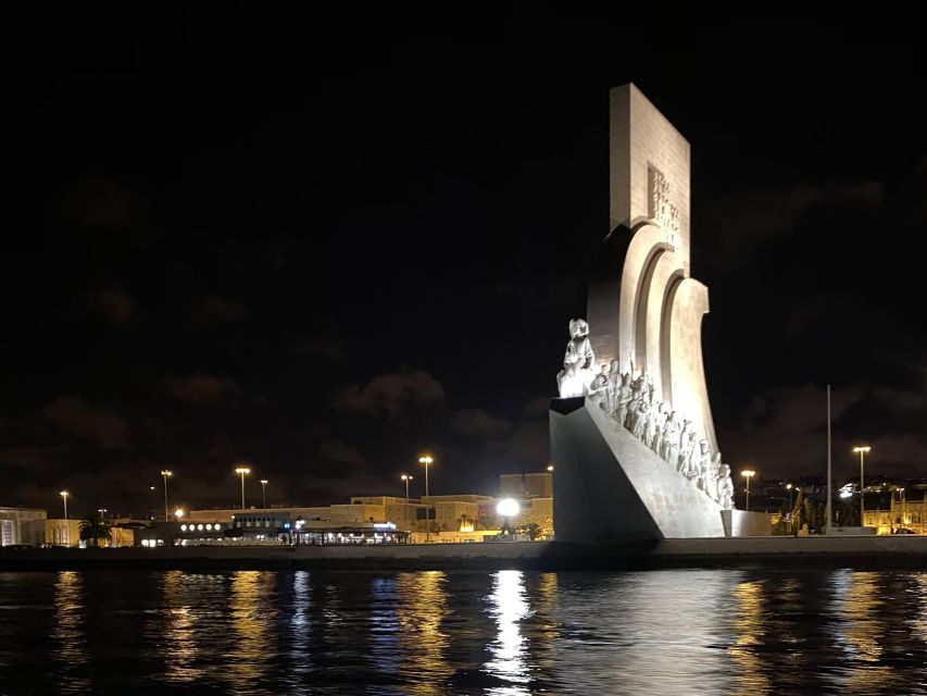 Lisbon: Luxury Sailboat Cruise at Night - The Crew, the Guide, and the Comfort Factor