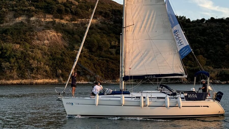 Lisbon: Private Boutique Boat Tour – Sail in Style - Lisbon by boat: why the Tagus view beats the usual walking route