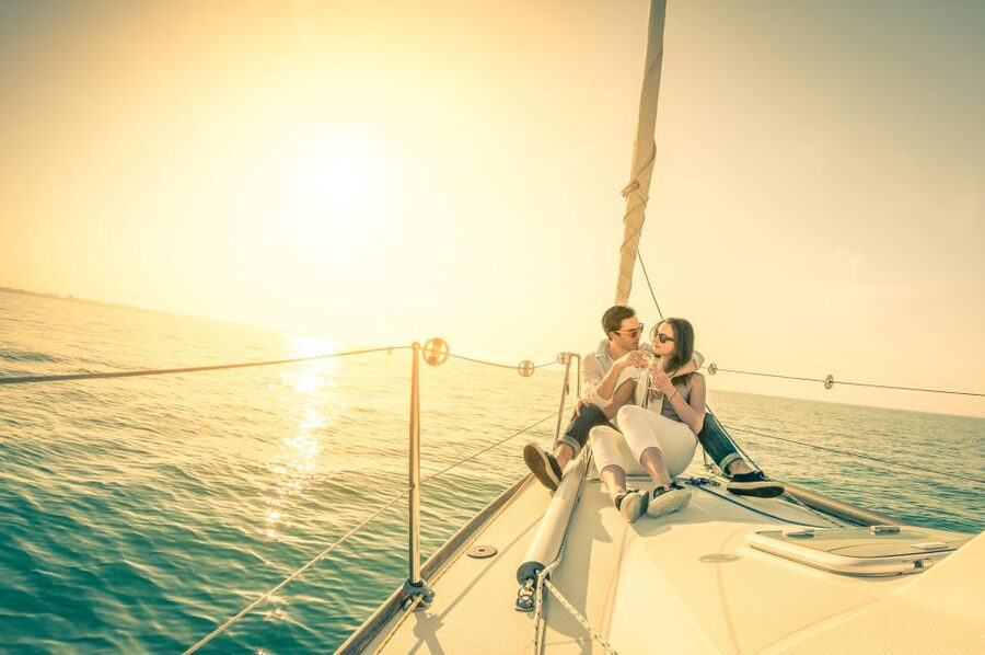 Lisbon: Private Sunset Sailing Tour with Champagne - Price and value: what $441 for up to 2 people really buys
