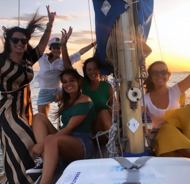 Lisbon: Sailboat Sunset Tour with a Drink - Why a Tagus sunset sail beats Lisbon’s usual viewpoint shuffle