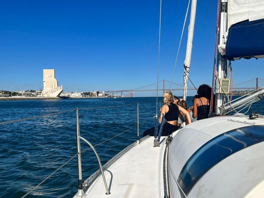 Lisbon: Sailing Sunset - “View point” time: how to use it for the best sunset moment