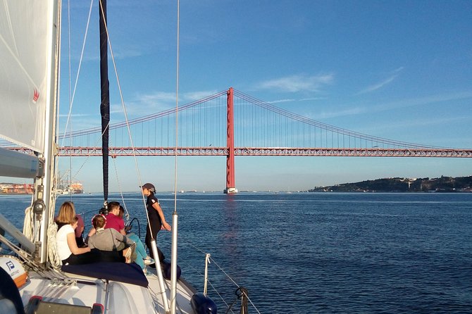 Lisbon Sailing Tour on a Luxury Sailing Yacht with 2 Drinks - Cristo Rei and the Central City Panoramas (Bairro Alto, Chiado, São Jorge)