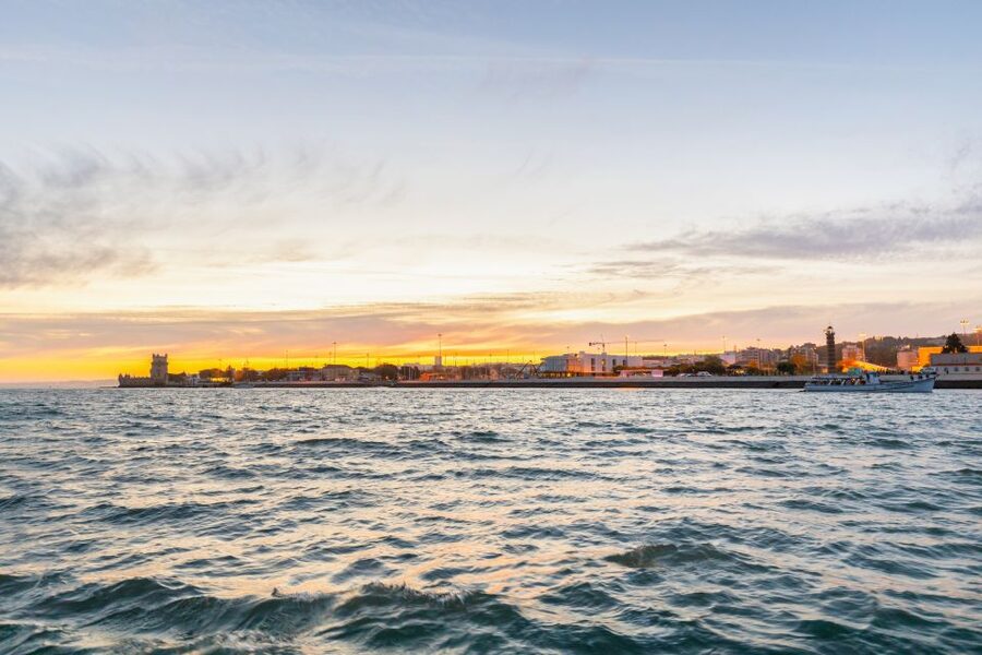 Lisbon: Sailing Tour on the Tagus River - Finding your way to the marina (and not missing the van)