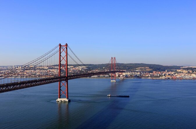 Lisbon Small Group 2h Sunset Sailing- Live Commentary & a Drink - Key things to know before you go