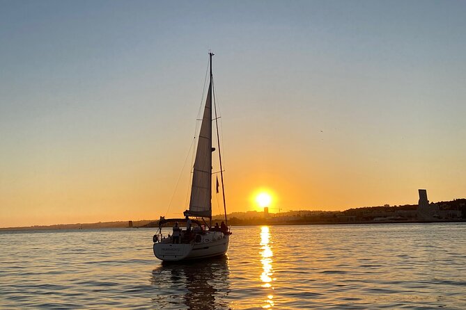 Lisbon Small Group Sunset Sailing 2h Cruise with Drinks Included - Golden hour on the Tagus: why this 2-hour sail works