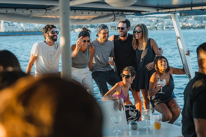 Lisbon: Sunset Catamaran Boat Tour with Music and Drinks - Who This Catamaran Sunset Cruise Fits Best
