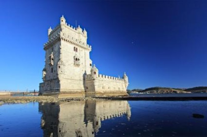 Lisbon Sunset Sailing Tour with White or Rosé Wine and Snacks - Key Highlights You’ll Care About