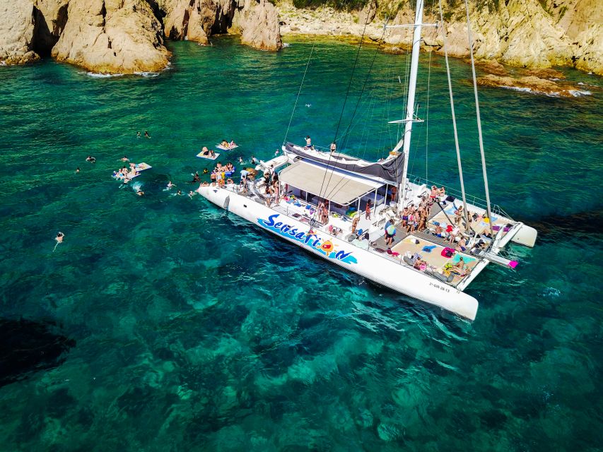 Lloret de Mar: Catamaran Sailing Cruise with BBQ and Drinks - Choosing your departure: morning families, afternoon adults, Saturday celebration
