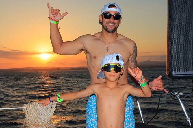 Los Cabos Catamaran Cruise with Open Bar & Light Snack - What’s Included Onboard: The Open Bar and Light Snack Reality Check