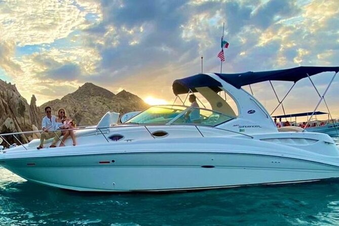 Los Cabos Private Yacht Whale Watching & Drinks - Up to 18 Guests - Why Cabo whale season changes the whole trip