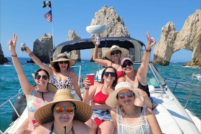 Los Cabos Yacht Adventure - Arch, Snorkel, Lunch, Drinks 1-18ppl - Lunch-Style Food, Snacks, and Drinks That Actually Feel Included