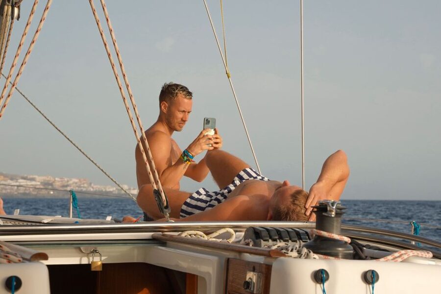 Los Gigantes: Sailing Excursion with Swimming, Drink & Tapas - Should You Book This Los Gigantes Sailing + Snorkel Tour?