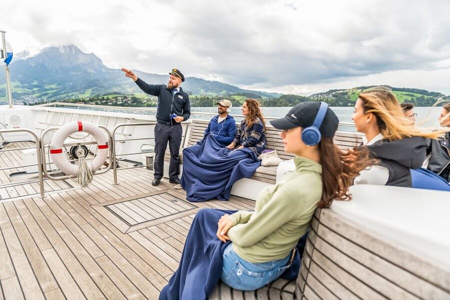Lucerne: 1-Hour Cruise on Panoramic Yacht - Choosing Where to Sit: Photos, Shade, Wind, and Comfort