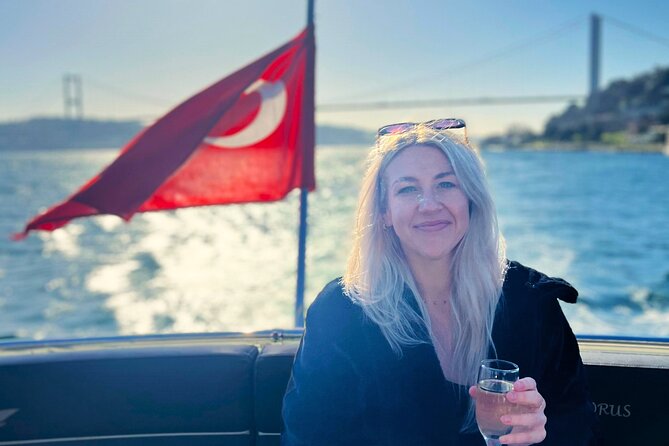 Luxury Bosphorus Yacht Tour – Asian Side Stop & Exploration - Asian waterfront palaces and the Maiden’s Tower