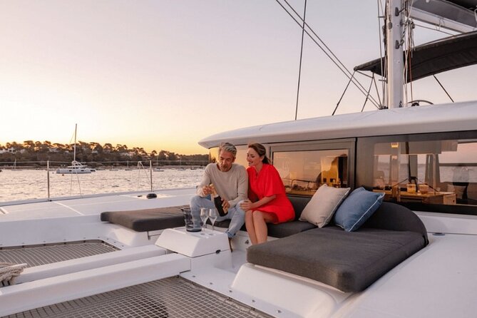 Luxury Catamaran Cruise, Dia Island –Open Bar & Lunch -Top Rated! - Dia Island day-trip comfort: a luxury catamaran with real playtime
