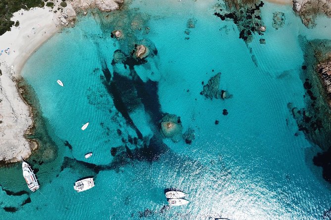 Luxury catamaran from Porto Rafael-Palau to the Maddalena Archipelago - Porto della Madonna: a natural swimming pool feeling