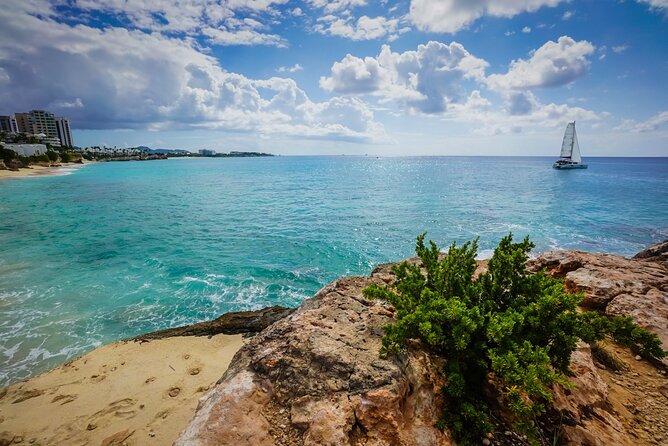 Luxury Catamaran Private Charter in St. Maarten/St. Martin - Freedom on the water: what the 42ft Lagoon 42 brings to your day