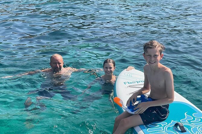 Luxury Catamaran sailing with welcome Drinks Tapas Max10-12Person - Crew and captain: friendly hosts, but ask questions if you’re a hesitant swimmer