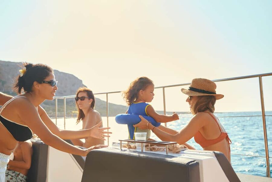 Luxury Catamaran to Balos: Sunset, Snacks, Drinks & Transfer - Price and value: why $127 can make sense for a half-day