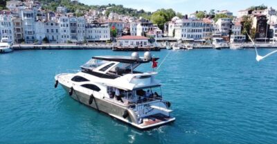 Luxury Private Yacht Rental - The 2-hour cruising plan: what you’ll actually see from the water