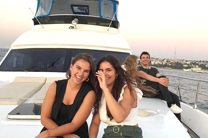 Luxury Sunset Yacht Cruise on the Bosphorus – Refresh & Relax - Included Snacks and Drinks: The Quiet Upgrade You Feel Immediately