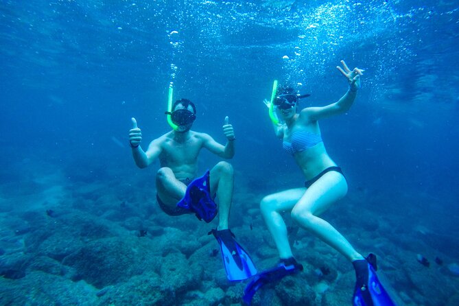 Luxury Yacht & Snorkel with All inclusive Open bar and lunch - Getting on the boat: be ready for an 8:00 am start
