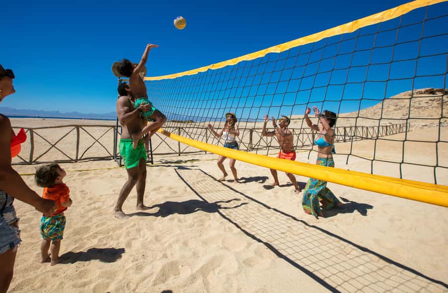 Mahmya Island: Red Sea Sailing Experience - Beach Games and Comfort Extras: The Small Stuff That Makes the Day Work