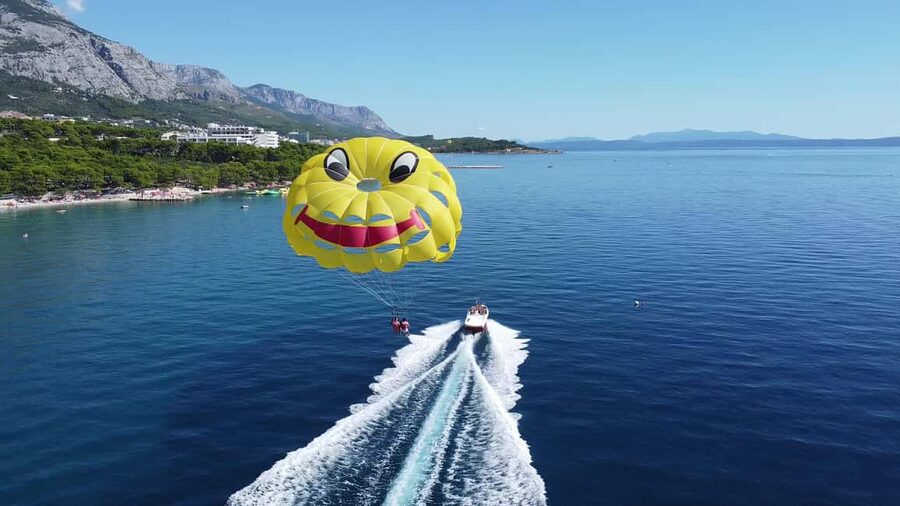 Makarska: Parasailing Experience - MPL Nautika - Safety Briefing and Gear: Where Comfort Starts