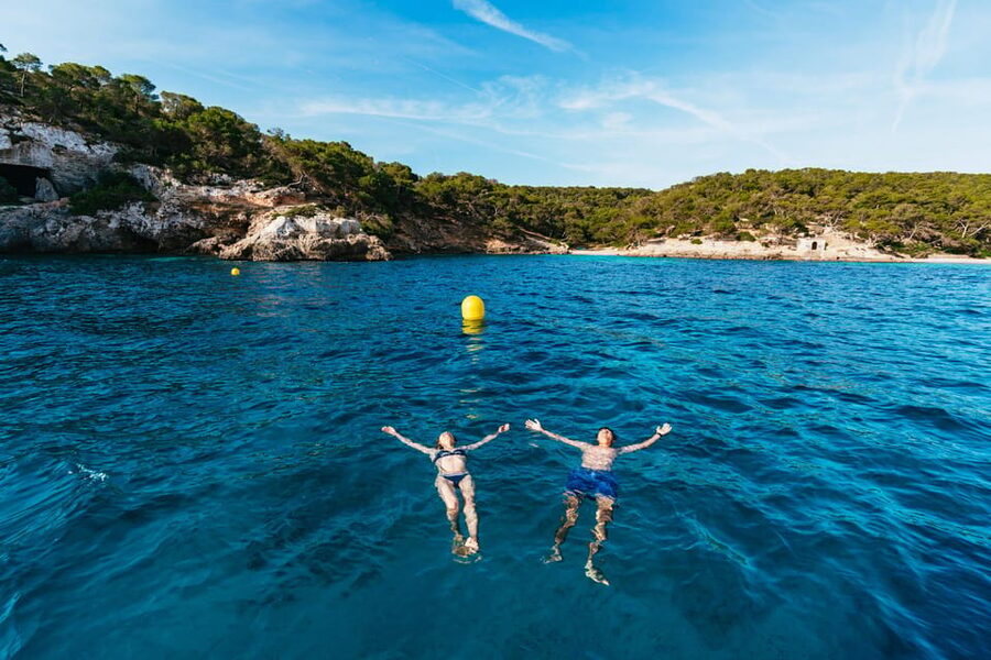Mallorca: Midday or Sunset Sailing with Snacks and Open Bar - Sunset vs Midday vs Morning: Picking the Right Atmosphere
