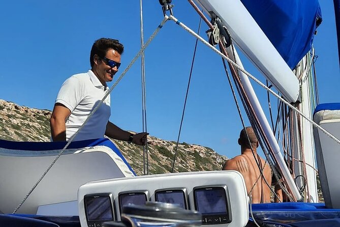 Mallorca Sailing Adventure with Snorkeling, Snacks & Drinks - Sailing the Coast: When the Sails Come Out