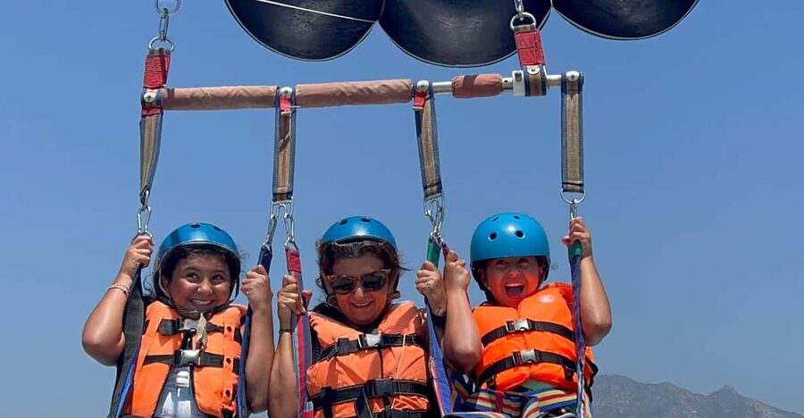 Marbella: Parasailing Flight from Puerto Banus - Views From Above: Marbella, Beaches, and the Sierra Nevada Line