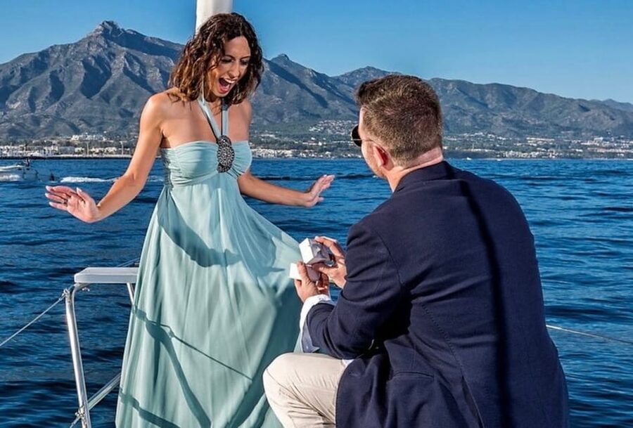 Marbella: Puerto Banús Private Sailing Cruise with Drinks - Your time at sea: what the sailing part feels like