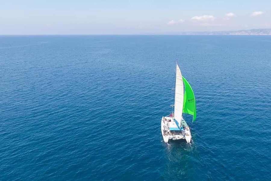 Marseille: Calanques Catamaran Cruise, Picnic, & Swimming - Key highlights I’d prioritize