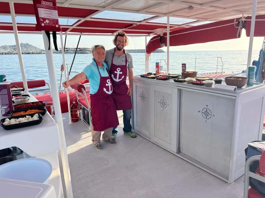 Marseille : Calanques Catamaran Cruise with Lunch & Wine - The onboard setup: comfort, stability, and what’s actually included