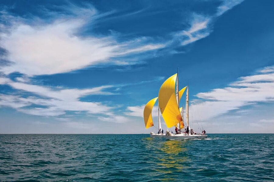 Marseille: Frioul Calanques Sailing Trip - Gliding along Marseille’s coast toward Frioul
