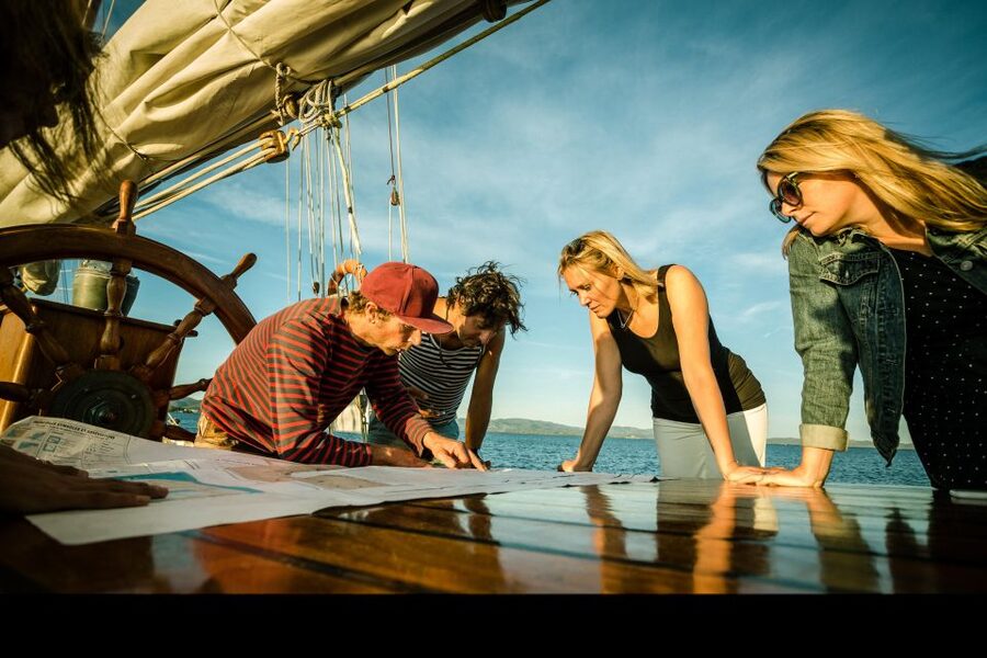 Marseille: Sunset Sailing Cruise with Dinner and Wine - Key points worth knowing