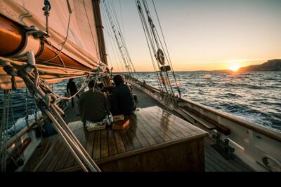 Marseille: Sunset Sailing Cruise with Dinner and Wine - Cruising through the harbor before Frioul