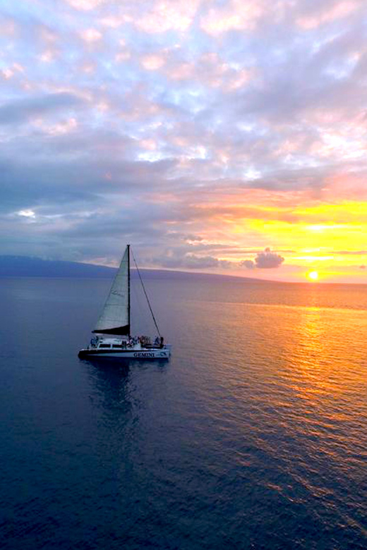 Maui: 2 Hour Sunset Dinner Sail with Open Bar and Appetizers - Views You’ll Actually Care About: West Maui Mountains, Molokai, and Lanai