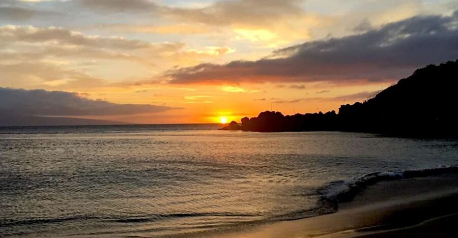 Maui: Ka'anapali Luxury Sunset Dinner Sail - The Assisted Buffet Menu: What You Actually Eat (and Why It Works)
