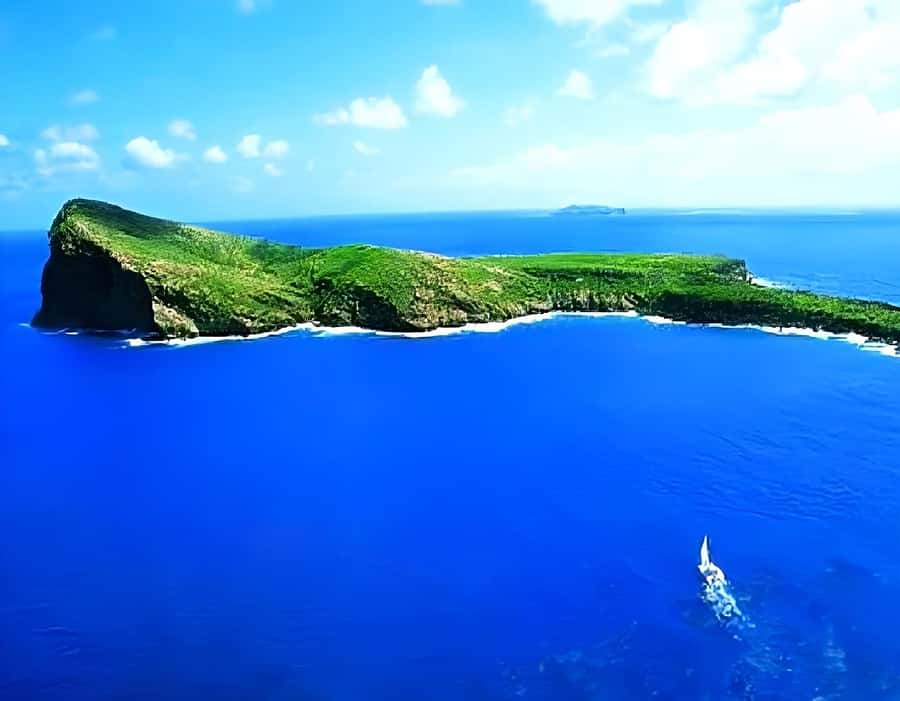 Mauritius: Catamaran cruise to 3 Northern Isles with lunch - Gabriel Island: beach time and snorkeling you can actually enjoy