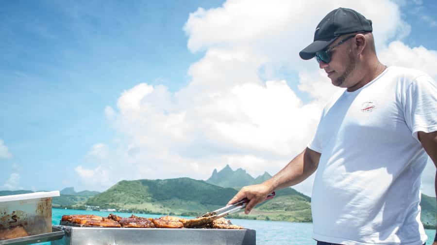 Mauritius: Catamaran Day Cruise to lle aux Cerfs with Lunch - Snorkeling on the Lagoon: Gear Is Included, Currents Are Real