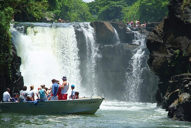 Mauritius : Full day All inclusive Ile aux cerfs Catamaran cruise - The Small-Group Feel: Up to 30 and a Crew Who Actually Circulates