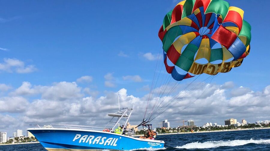 Miami Beach: Parasailing Boat Tour in South Beach - Price and value: is about $80 worth a 10-minute flight?