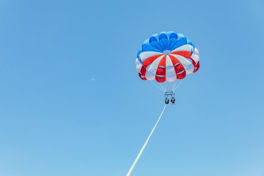 Miami: Parasailing Experience in Biscayne Bay - Why Biscayne Bay Parasailing Feels Special