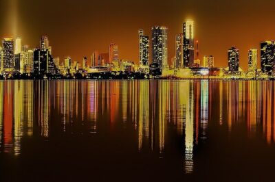 Miami Sightseeing Cruise on a Luxury Yacht - What the Live Guide Focuses On (and Why It Helps)