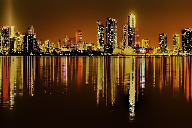 Miami Sightseeing Cruise on a Luxury Yacht - What the Live Guide Focuses On (and Why It Helps)