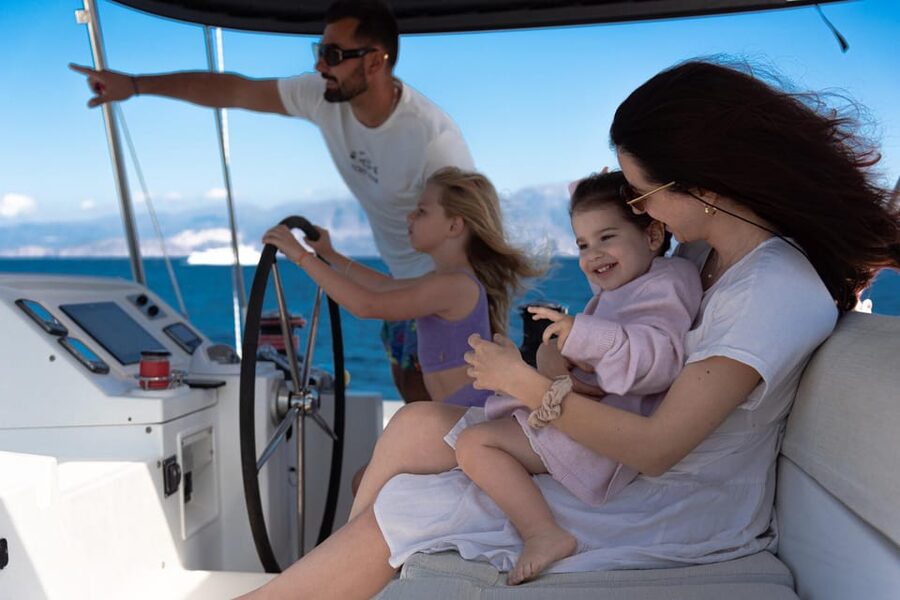 Milos: Full Day Luxury Catamaran with Full Meal & Open Bar - Food and drinks: what the included menu feels like on a long day