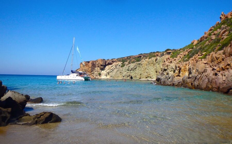 Milos: Half-Day Morning Catamaran Cruise to Kleftiko - Kalogries Bay Swim Stop: Clear Water, Simple Happiness