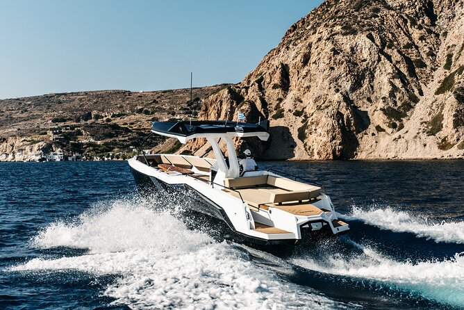 ❖ Milos: Small Group Yacht Tour—Kleftiko Sarakiniko Poliegos - Why a semi-private Milos speedboat feels better than a big day cruise